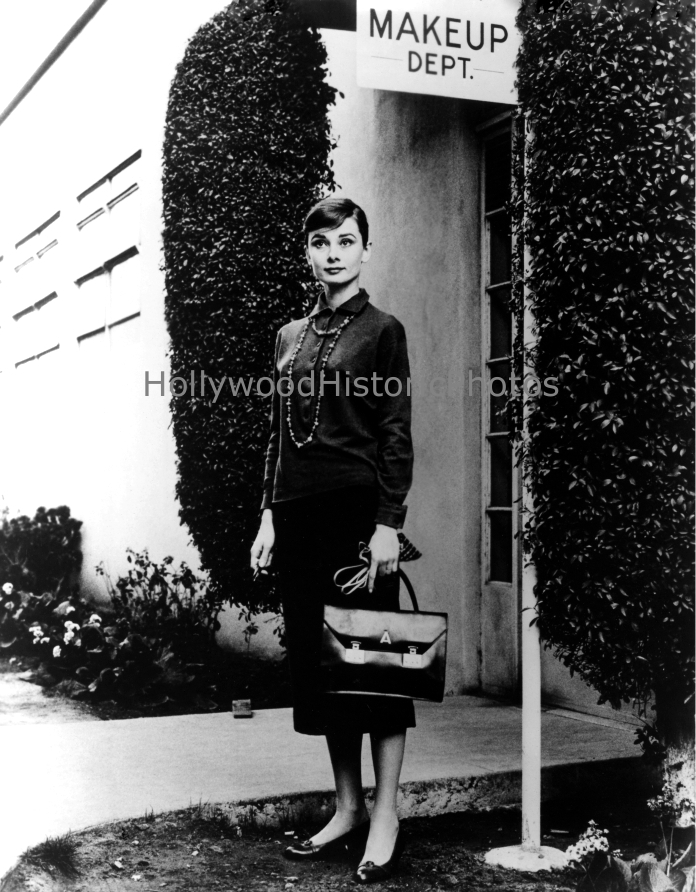 Audrey Hepburn 1959 At Warner Bros. filming The Nuns Story wm.jpg